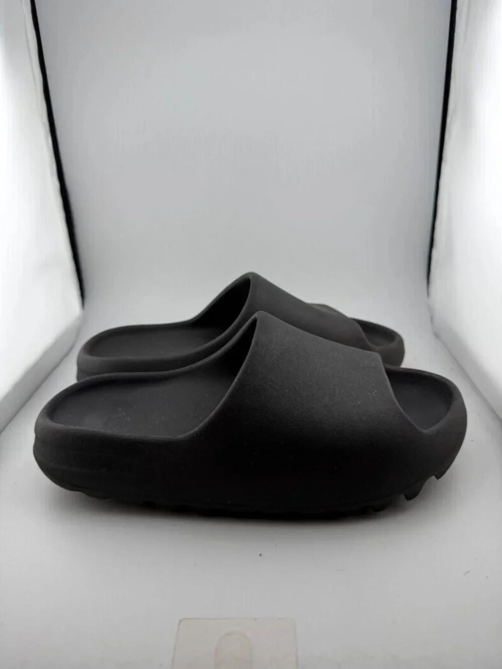 WORN Adidas Yeezy Slides “Onyx” Size 8M No Box